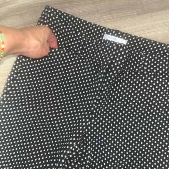 Ricki's Black and White Polka Dot Ankle Pants Sz 8 - Picture 4 of 9
